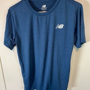 New Balance Men's Navy Short Sleeve Tee. Size Small.